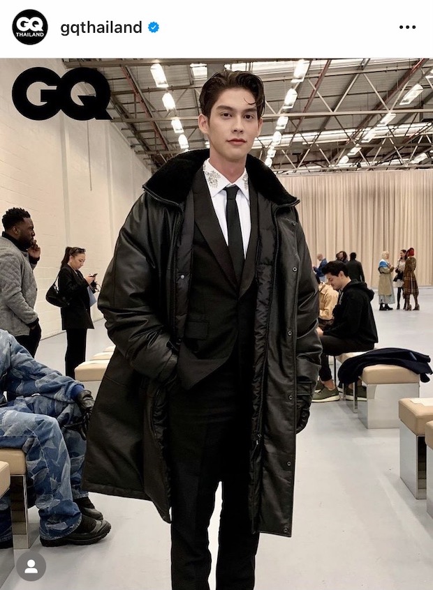 ‘ไบร์ท วชิรวิชญ์’ กระทบไหล่นางเอก Bridgerton 2 ที่ลอนดอนแฟชั่นวีค (มีคลิป)