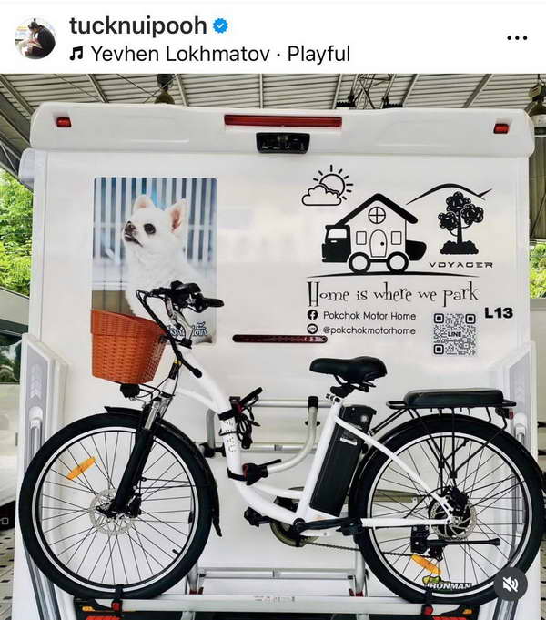 รถบ้าน ป้ายแดง! ตั๊ก ศิริพร พร้อมพาครอบครัวออกทัวร์ ถอยรถใหม่ทะเบียนสวย รถบ้าน ป้ายแดง! ตั๊ก ศิริพร พร้อมพาครอบครัวออกทัวร์ ถอยรถใหม่ทะเบียนสวย