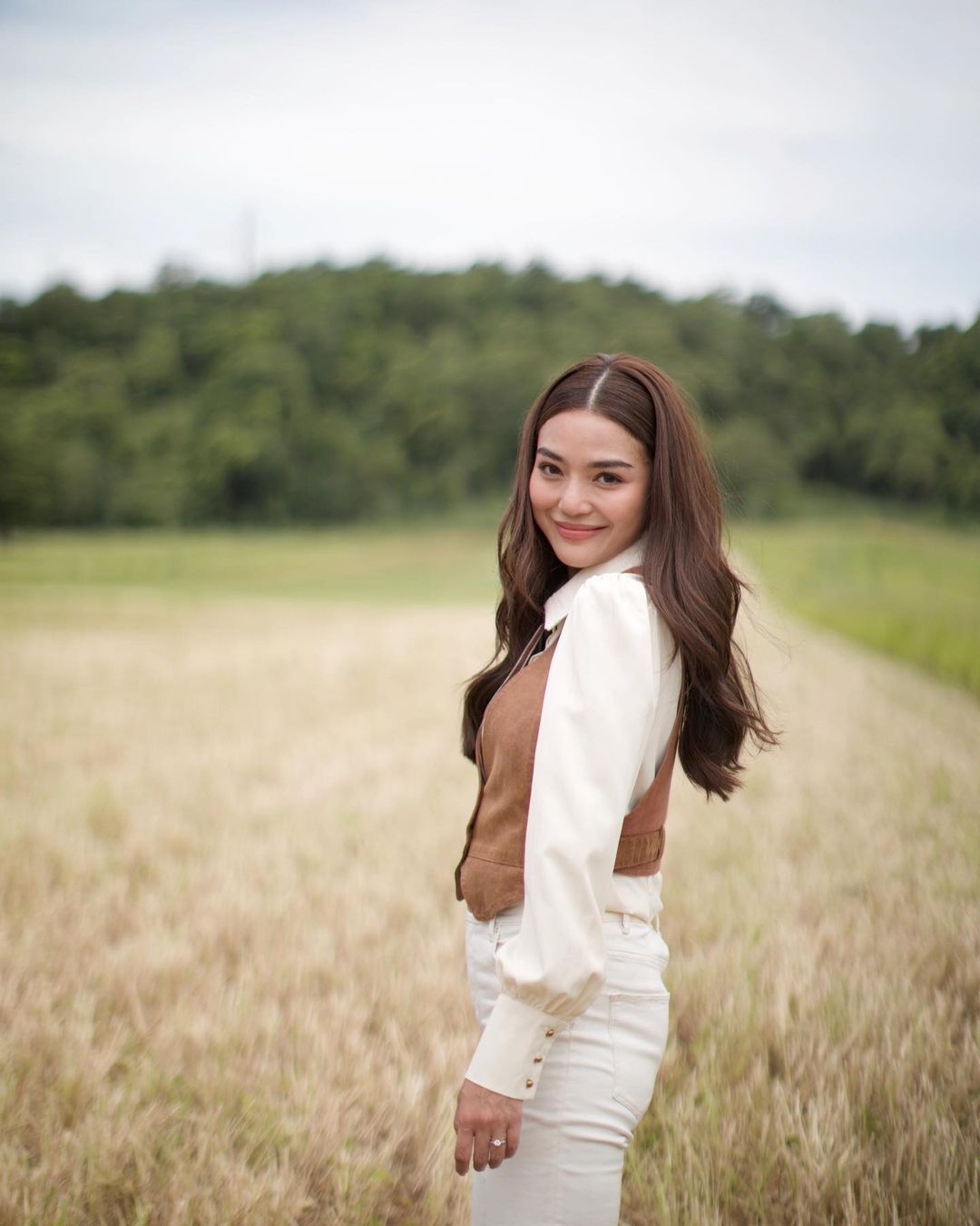 “ปราง กัญญ์ณรัณ” แถลงจบความสัมพันธ์ “โต้งทูพี” (มีคลิป)