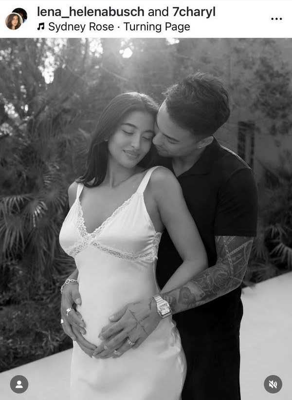 ได้เฮ! เฮเลน่า บุช ควงสามีนักบอล ชาริล ชัปปุยส์ เฉลยเพศลูกคนแรกแล้ว ได้เฮ! เฮเลน่า บุช ควงสามีนักบอล ชาริล ชัปปุยส์ เฉลยเพศลูกคนแรกแล้ว