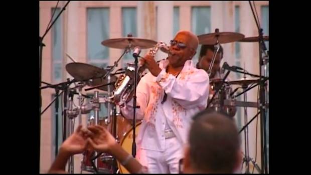 สิ้นแล้ว ‘เดนนิส โทมัส’ มือแซกและผู้ร่วมก่อตั้งวง Kool and the Gang สิ้นแล้ว ‘เดนนิส โทมัส’ มือแซกและผู้ร่วมก่อตั้งวง Kool and the Gang