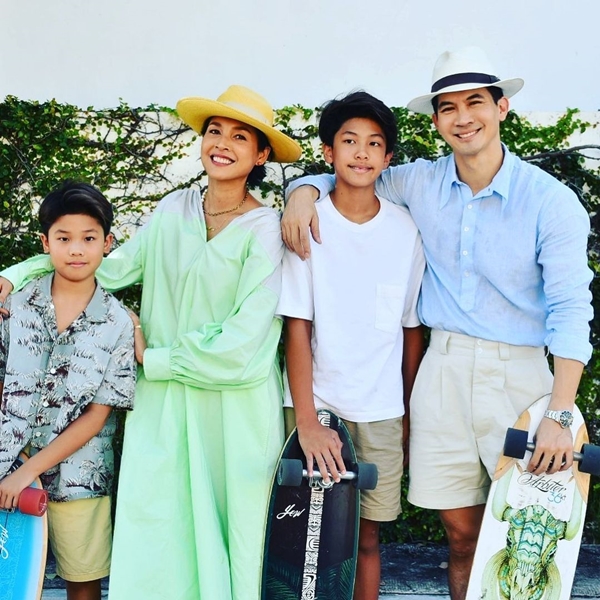 หน่อย บุษกร เผยสาเหตุ เคน ธีรเดช ต้องใช้ไม้เท้า ถือว่าฟาดเคราะห์ หน่อย บุษกร เผยสาเหตุ เคน ธีรเดช ต้องใช้ไม้เท้า ถือว่าฟาดเคราะห์