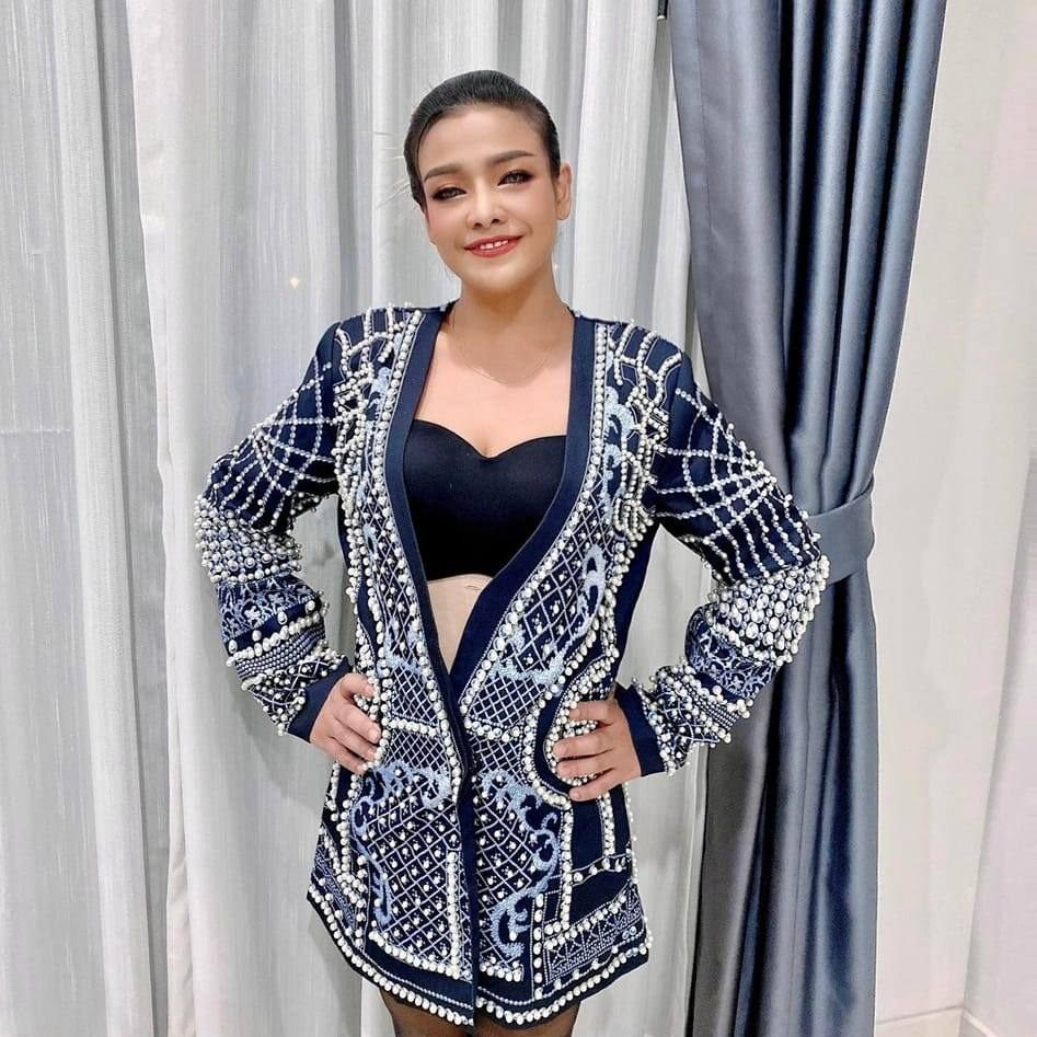 ยุ้ย ญาติเยอะ แก้ข่าวด้วยตัวเอง ไม่ใช่นักร้องลูกทุ่งคนสวย ถังแตก ไถเงินแฟนคลับ