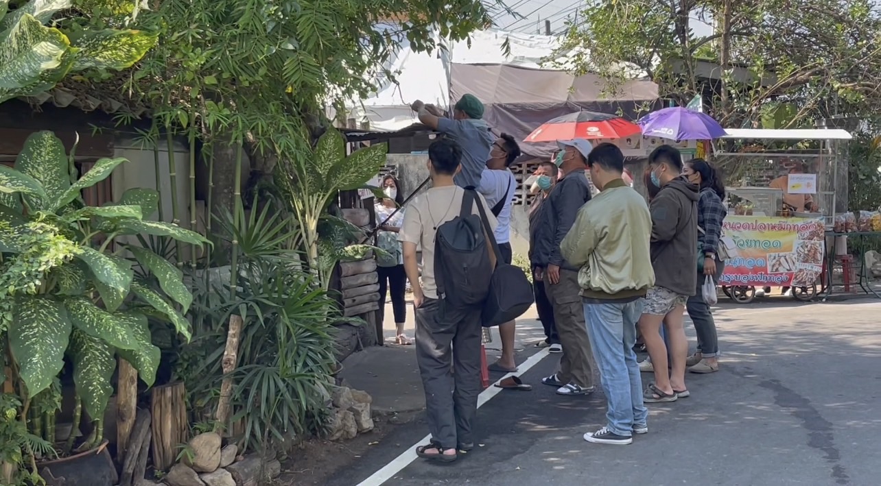 ลาบ อาหารขายดีรับปีใหม่ เชื่อกินแล้วมีโชคลาภ
