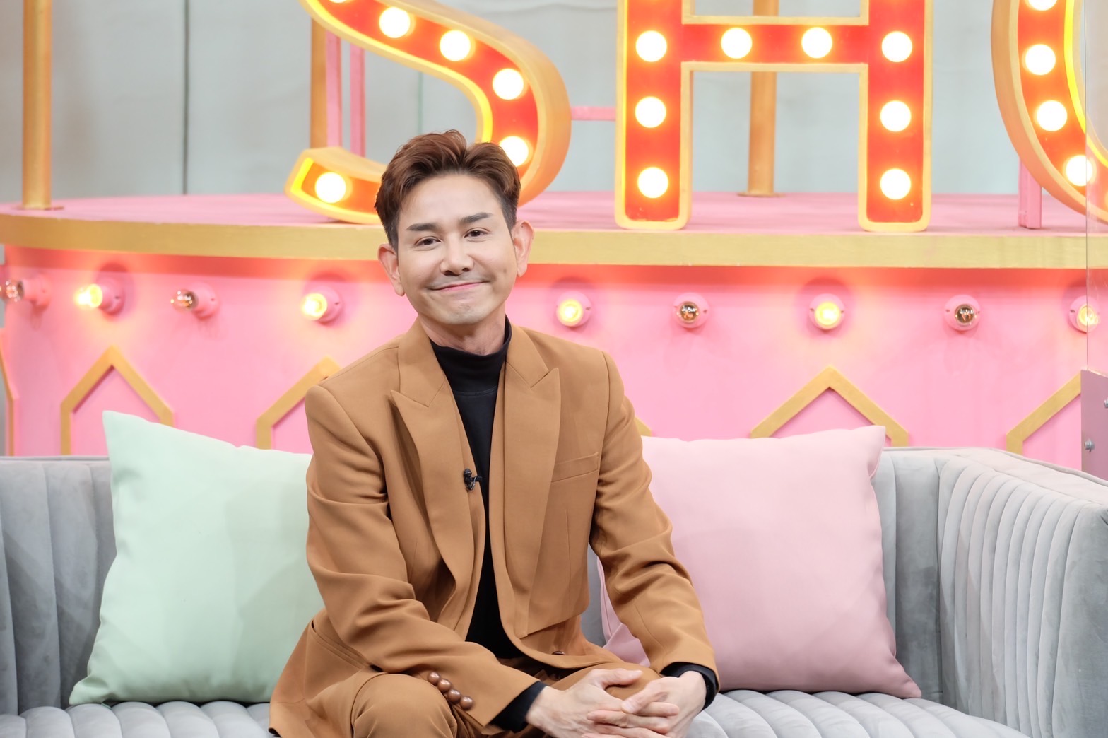 ไชยา มิตรชัย เปิดใจเล่ามรสุมชีวิตก่อนเปิดตัวลูก-ภรรยา พาครอบครัวย้ายบ้านหนี 7 ครั้ง 