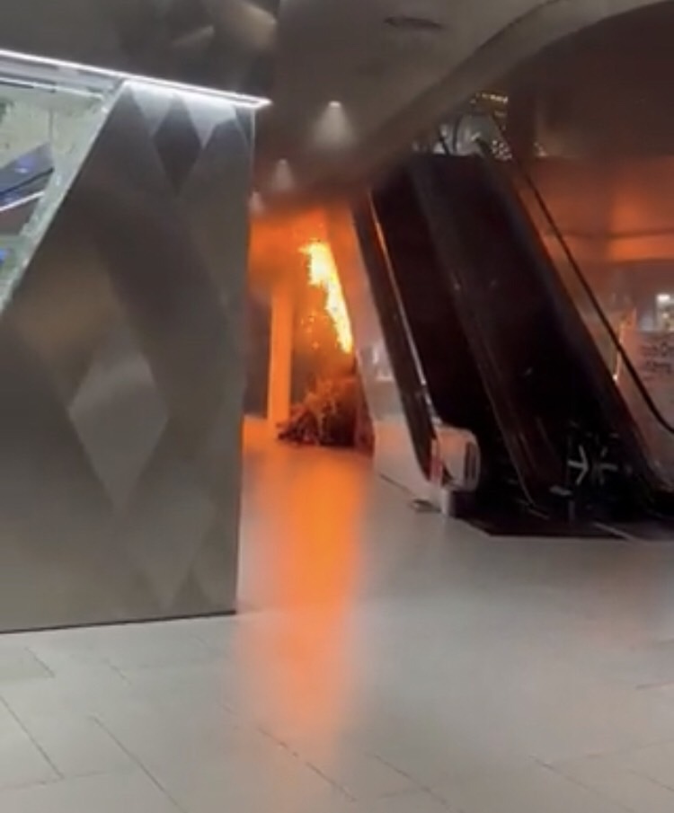 ปีนี้ปีชง! บุ๋น นพณัฐ เล่าเหตุการณ์หนีไฟไหม้กลางห้างดัง 