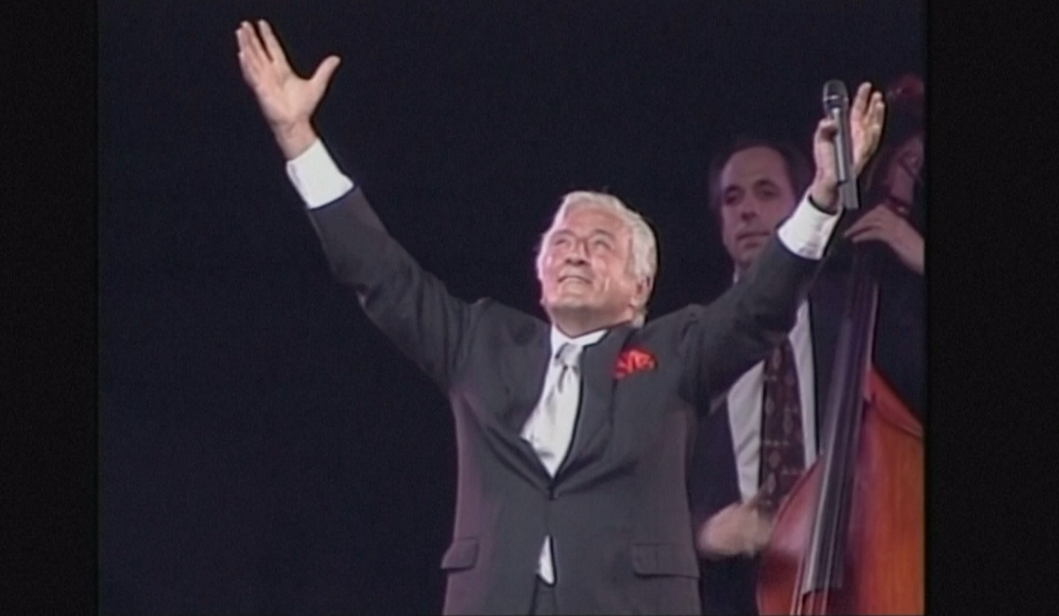 สิ้น ‘โทนี่ เบนเน็ตต์’!! นักร้องระดับตำนาน วัย 96 ปี หลังป่วยอัลไซเมอร์ สิ้น ‘โทนี่ เบนเน็ตต์’!! นักร้องระดับตำนาน วัย 96 ปี หลังป่วยอัลไซเมอร์