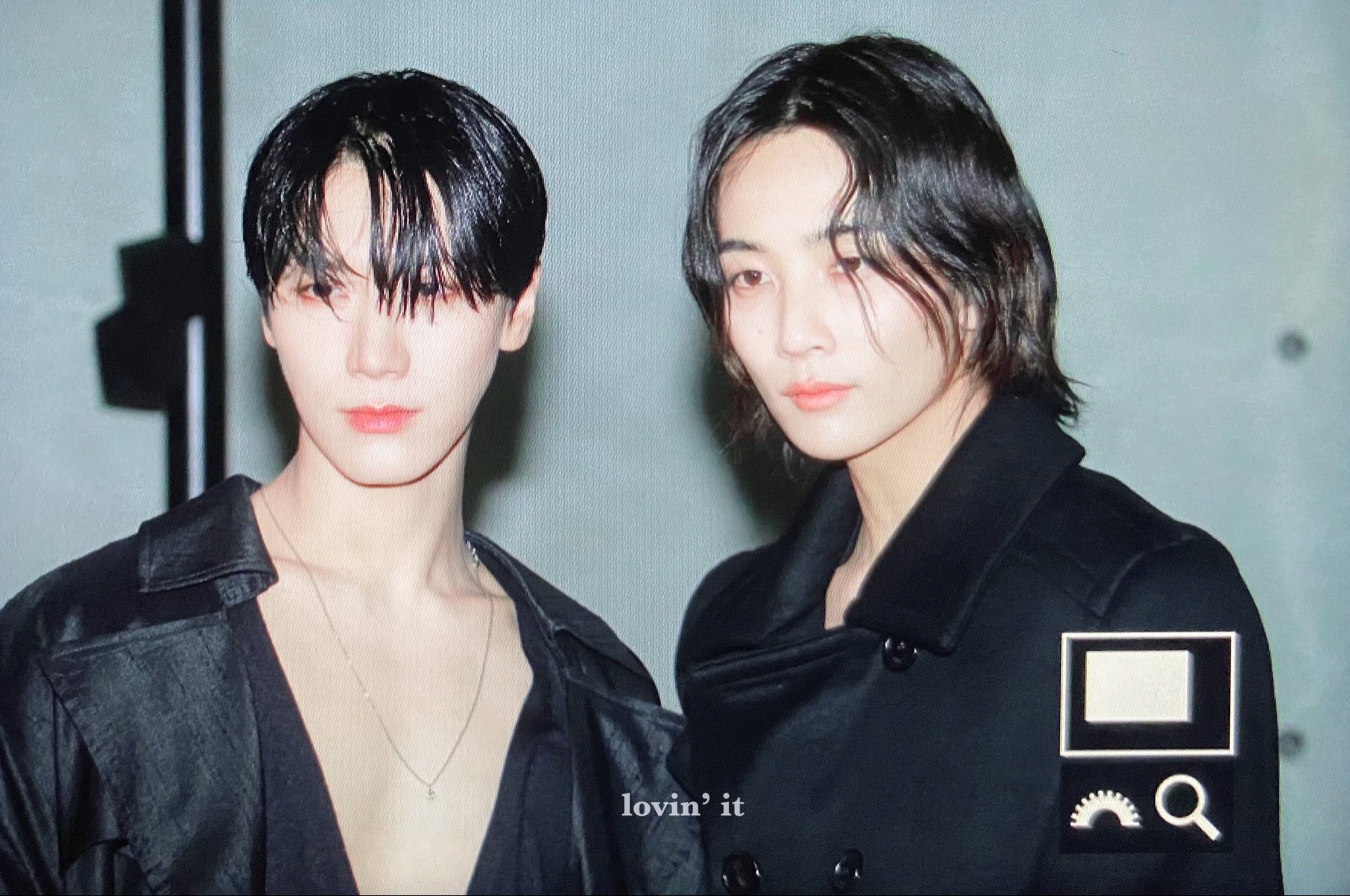 ฮอตไฟลุกที่ปารีส!! 'เตนล์ ชิตพล-จองฮัน SEVENTEEN' ในลุคเซ็กซี่ร่วมชมแฟชั่นโชว์ YSL