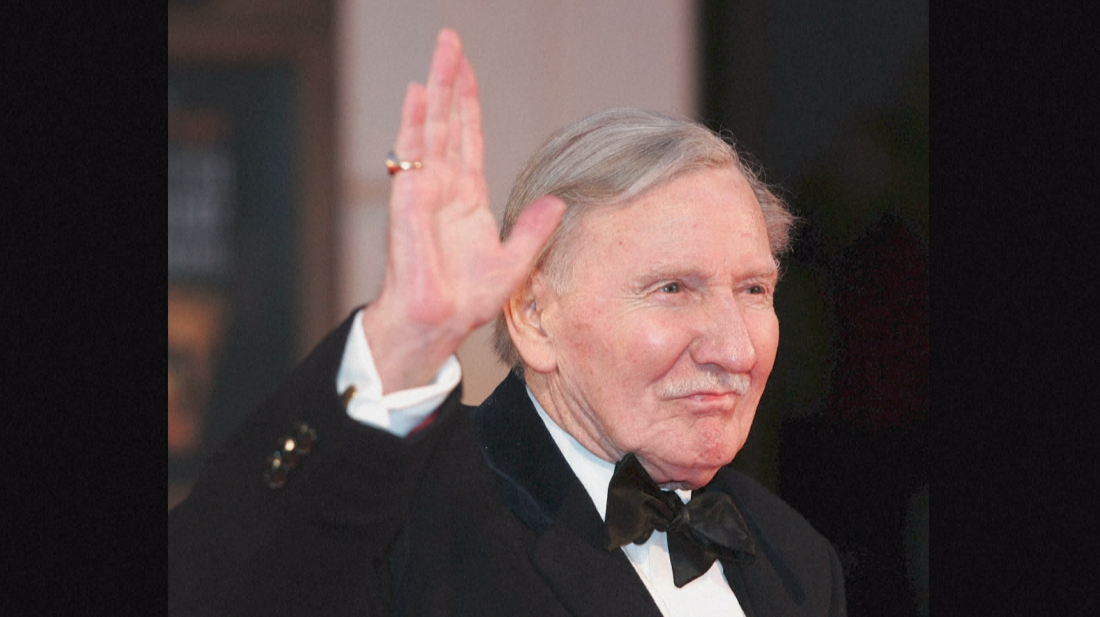 อาลัย 'Leslie Phillips’!! ผู้ให้เสียง ‘หมวกคัดสรร’ หนัง Harry Potter ลาโลก วัย 98 ปี