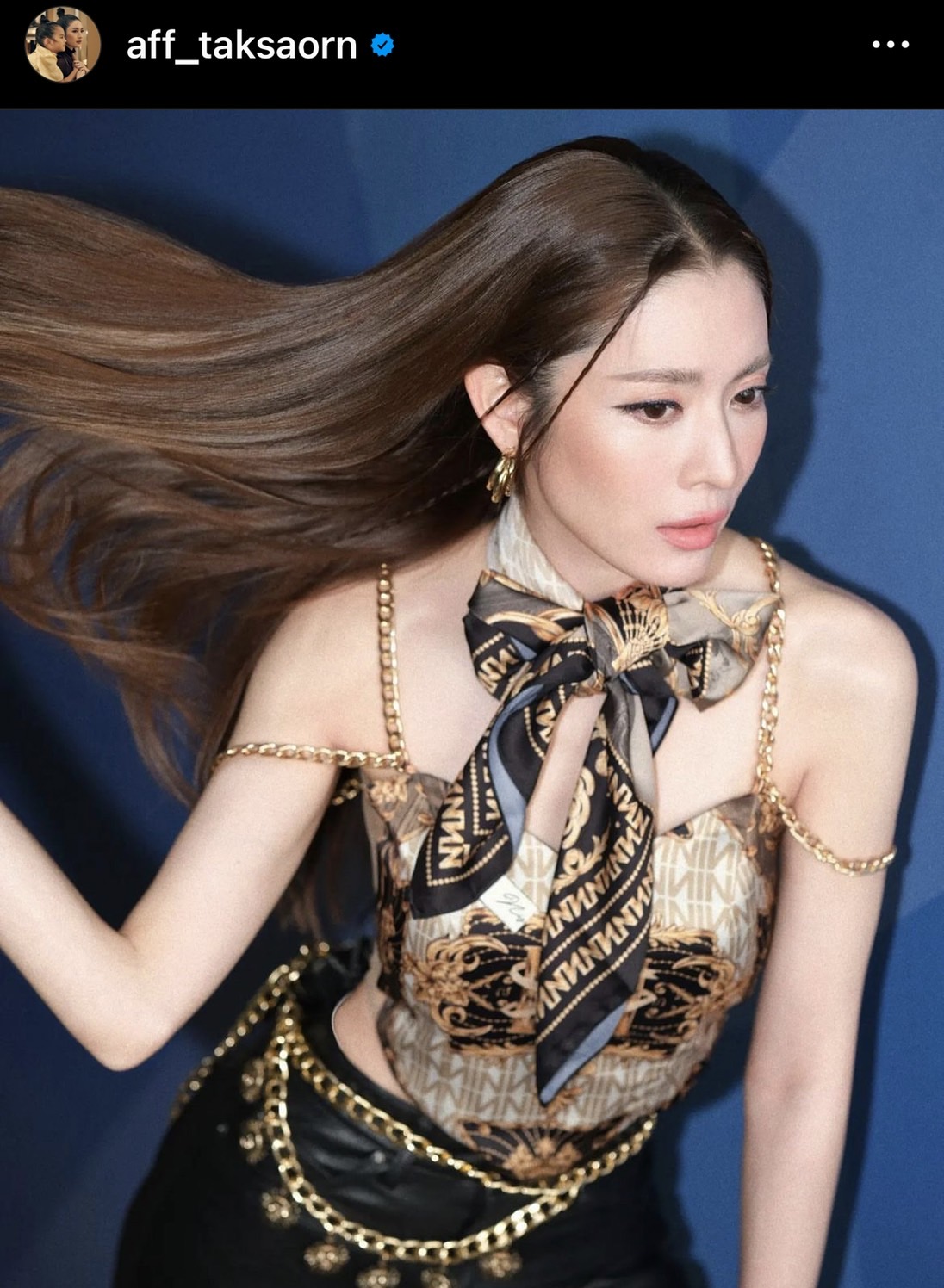 แอฟ ทักษอร เสิร์ฟภาพแซ่บไฟลุก ต้อนรับวาเลนไทน์