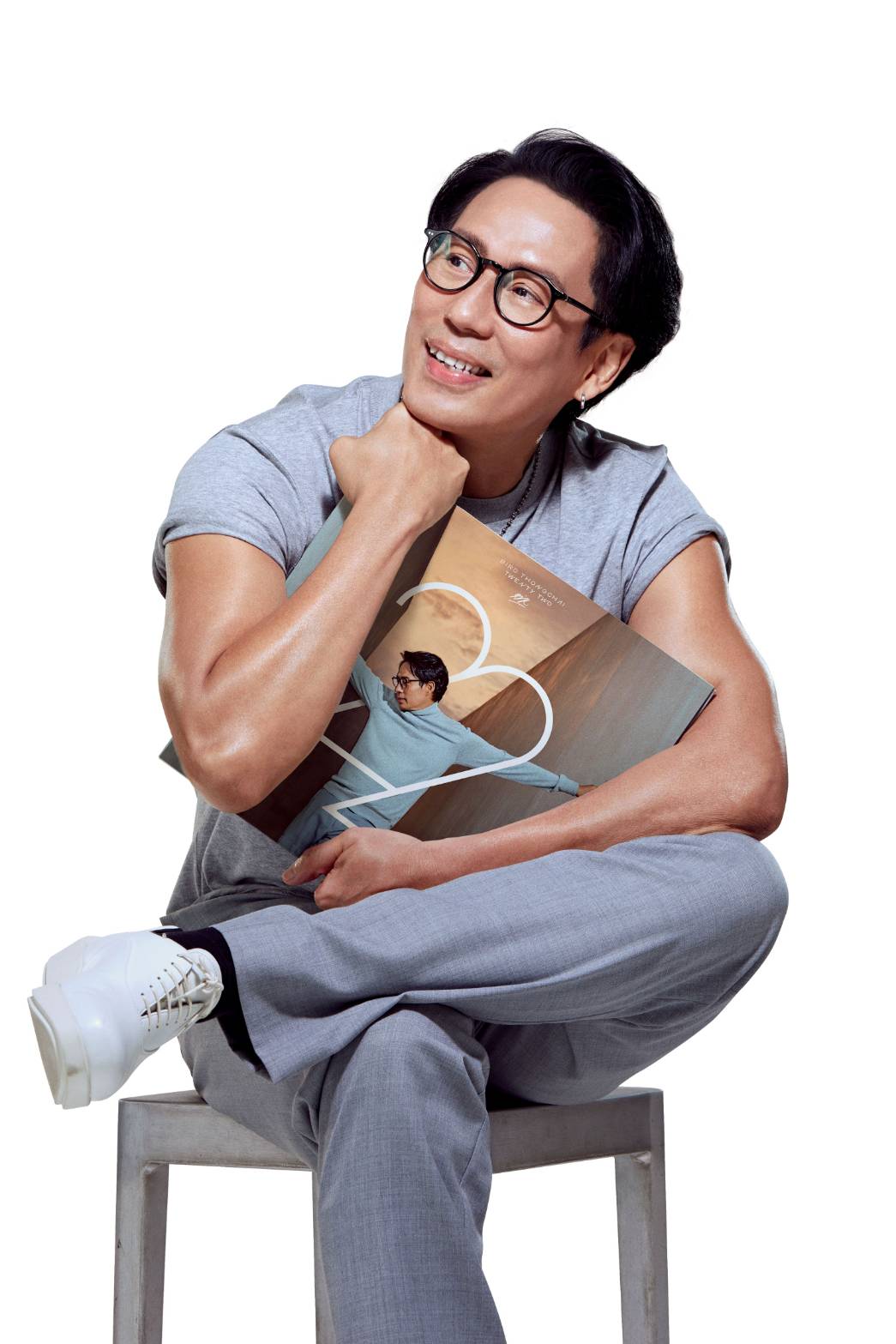 “เบิร์ด-ธงไชย” พร้อมเสิร์ฟบิ๊กเซอร์ไพรส์ ซุ่มถ่ายเอ็มวีเพลงใหม่!! “เบิร์ด-ธงไชย” พร้อมเสิร์ฟบิ๊กเซอร์ไพรส์ ซุ่มถ่ายเอ็มวีเพลงใหม่!!