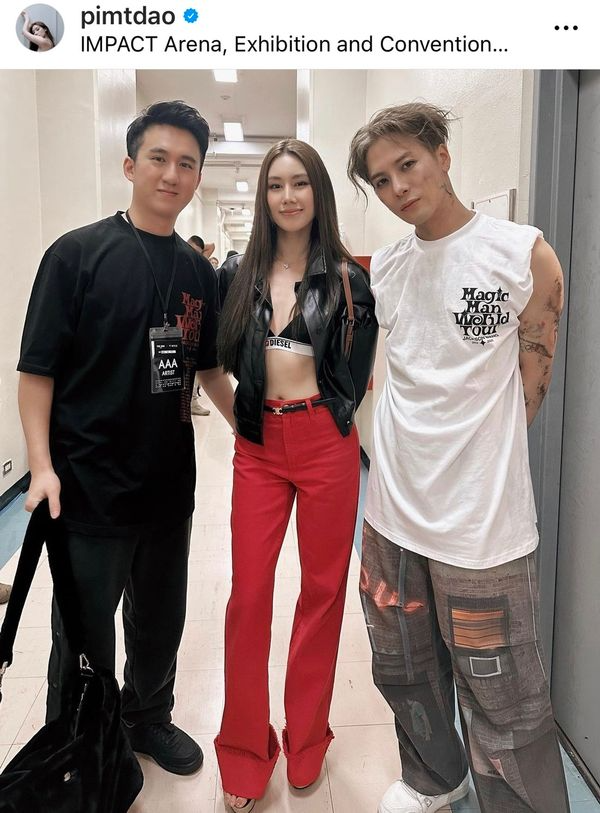 ดาว พิมพ์ทอง ขอโทษพร้อมแจงปมใช้อภิสิทธิ์ดารา ถ่ายรูปคู่ แจ็คสัน หวัง ดาว พิมพ์ทอง ขอโทษพร้อมแจงปมใช้อภิสิทธิ์ดารา ถ่ายรูปคู่ แจ็คสัน หวัง