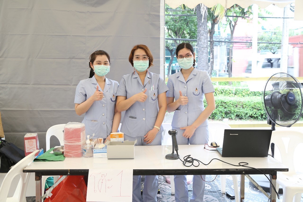 ซีอีโอ ซีพี ช่วยครูประทีป อุ้มชุมชนคลองเตย ฝ่าวิกฤตโควิด-19 ซีอีโอ ซีพี ช่วยครูประทีป อุ้มชุมชนคลองเตย ฝ่าวิกฤตโควิด-19