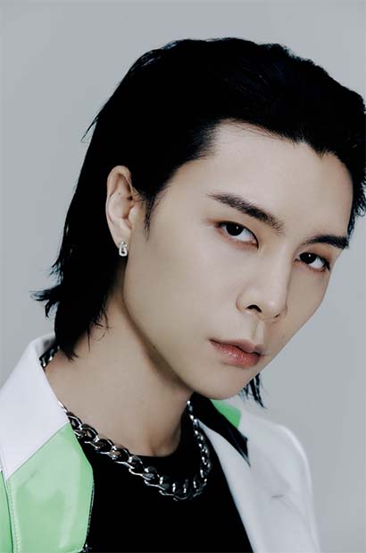 ไอดอลชายกับภาพลักษณ์ผมยาวที่เห็นแล้ว‎เป๊ะปังสุด ๆ 