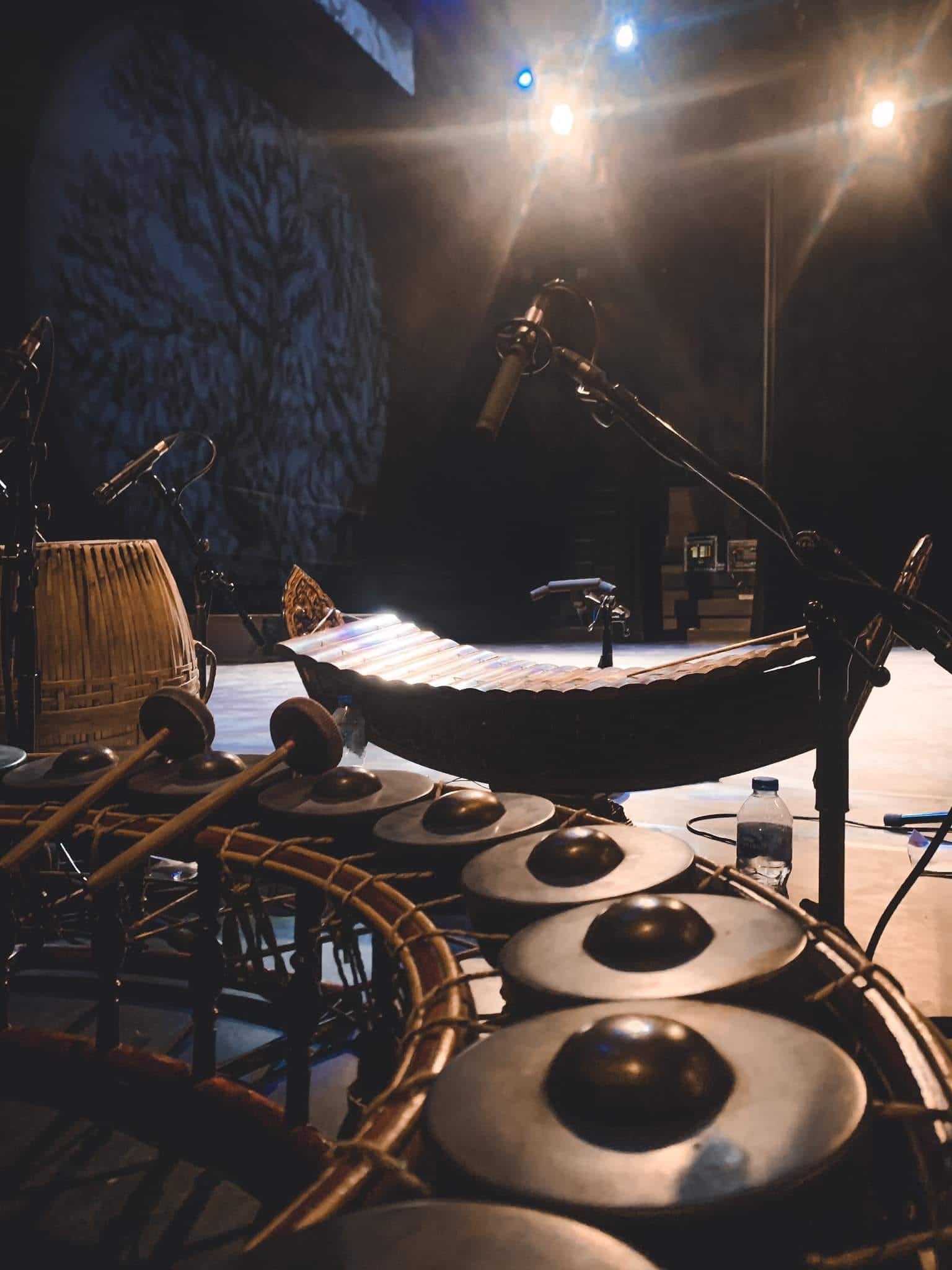 ต๊าซมาก! ม.บูรพา ดังไกล แสดงโขนไทย ประกาศศักดากลางกรุงปารีส ฝรั่งเศส