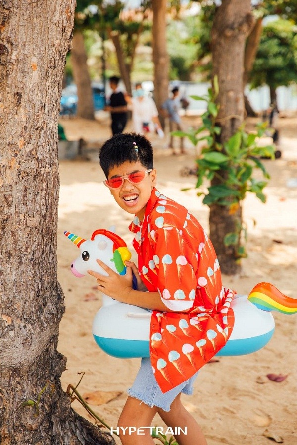 สไปรท์- กาย จีจี เสียดาย ผลงานกำลังไปได้ดี แต่ไม่มีคอนเสิร์ตให้เล่น (มีคลิป) สไปรท์- กาย จีจี เสียดาย ผลงานกำลังไปได้ดี แต่ไม่มีคอนเสิร์ตให้เล่น (มีคลิป)