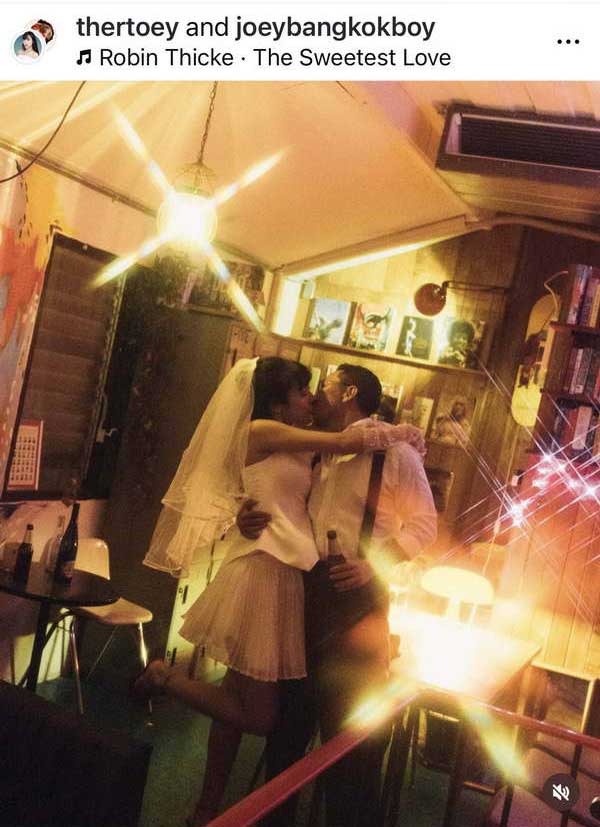 โจอี้บอย เตรียมตัวเป็นคุณพ่อ แจ้งข่าวดีภรรยา เตย เมษินี ตั้งท้องแล้ว โจอี้บอย เตรียมตัวเป็นคุณพ่อ แจ้งข่าวดีภรรยา เตย เมษินี ตั้งท้องแล้ว