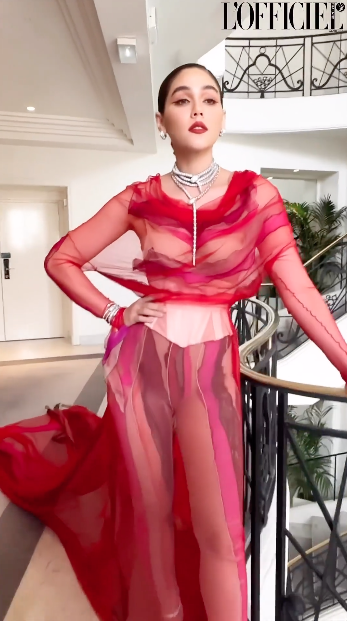 เปิดลุควันส่งท้าย!! ‘ชมพู่ อารยา’ บนพรมแดงคานส์ แซ่บแรงทั้งราคาและอิมเมจ 