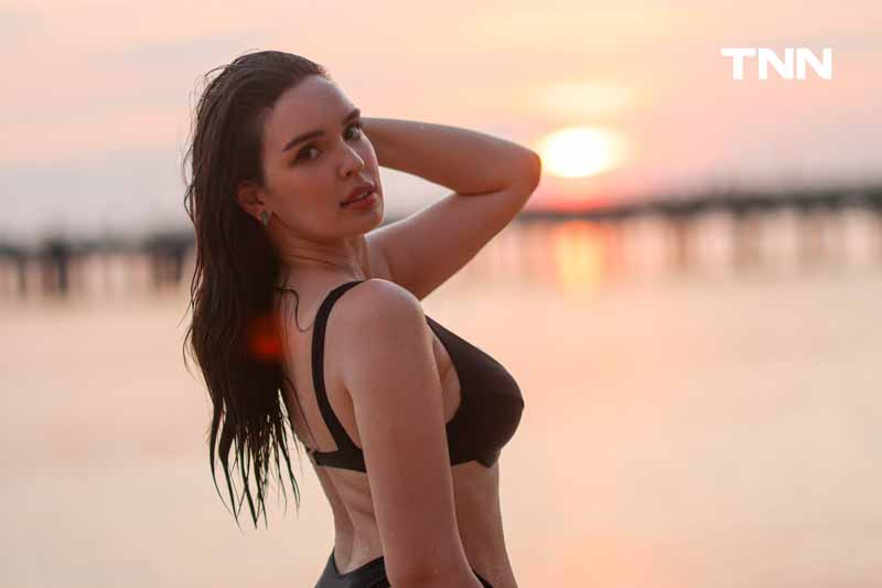 เกาะกูดลุกเป็นไฟ มานิต้าสวยสะพรั่งรับวันเกิด เกาะกูดลุกเป็นไฟ มานิต้าสวยสะพรั่งรับวันเกิด