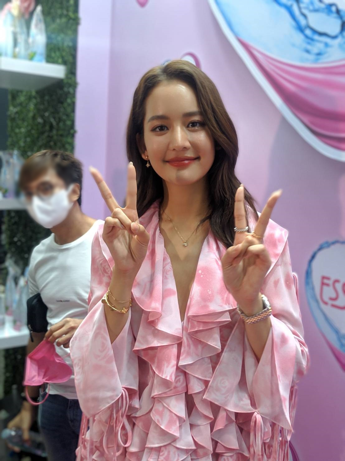 โบว์ ไม่ติดถ้าจะเรียก อาเล็ก ว่าแฟน สุดแฮปปี้ทริปเที่ยวต่างประเทศช่วงวันเกิดด้วยกัน