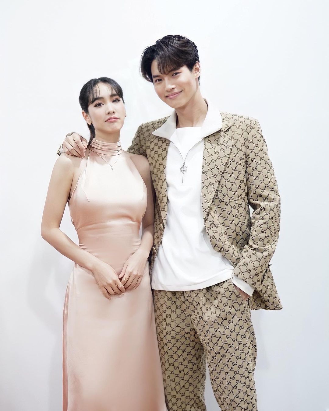 เก็บตกคนบันเทิงร่วมงานอีเว้นท์ใหญ่ GMM 2022 (มีคลิป) เก็บตกคนบันเทิงร่วมงานอีเว้นท์ใหญ่ GMM 2022 (มีคลิป)