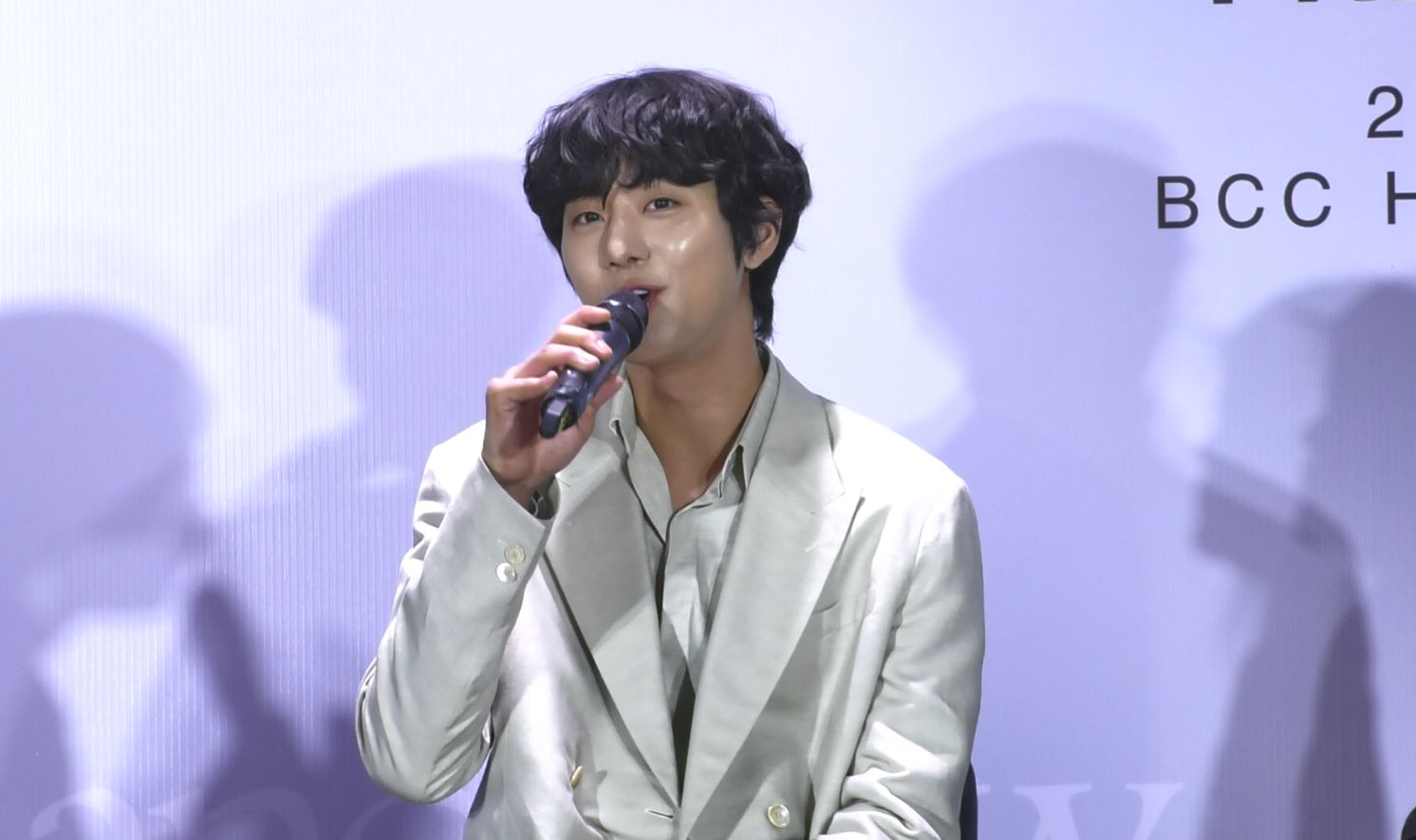 อันฮโยซอบ มาเมืองไทยครั้งแรก อยากไปเดินตลาด ทานผัดไทย