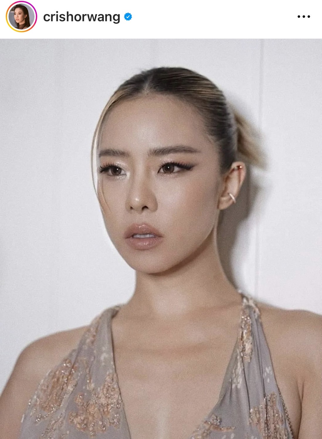 ทำความรู้จัก วันคนโสด 11.11 พร้อมส่องภาพ หนุ่ม - สาว คนบันเทิง!!