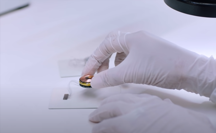 Neuralink เตรียมทดสอบชิปฝังสมองในมนุษย์ Neuralink เตรียมทดสอบชิปฝังสมองในมนุษย์