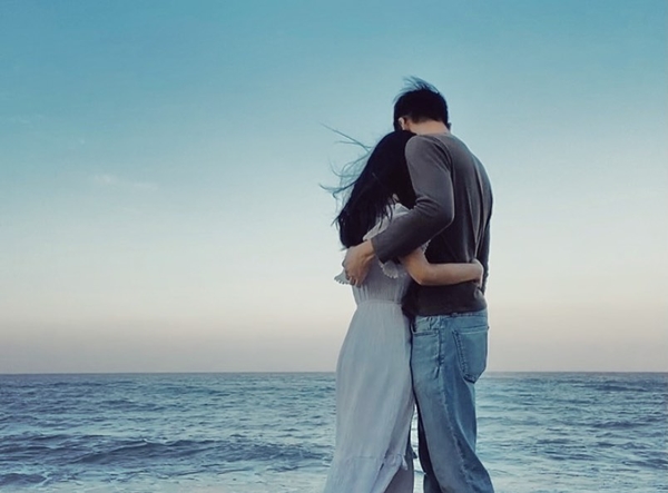 แต๊งค์ พงศกร จดทะเบียนสมรสกับแฟนสาว ส่วนงานแต่งขอให้พ้นช่วโควิดไปก่อน