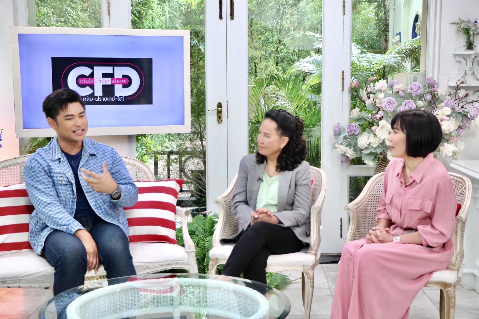 ฟลุ๊ค ไอน้ำ เปิดใจผ่านรายการดัง ยอมรับสมัยเป็นซุปตาร์มีหลงระเริงบ้าง ฟลุ๊ค ไอน้ำ เปิดใจผ่านรายการดัง ยอมรับสมัยเป็นซุปตาร์มีหลงระเริงบ้าง