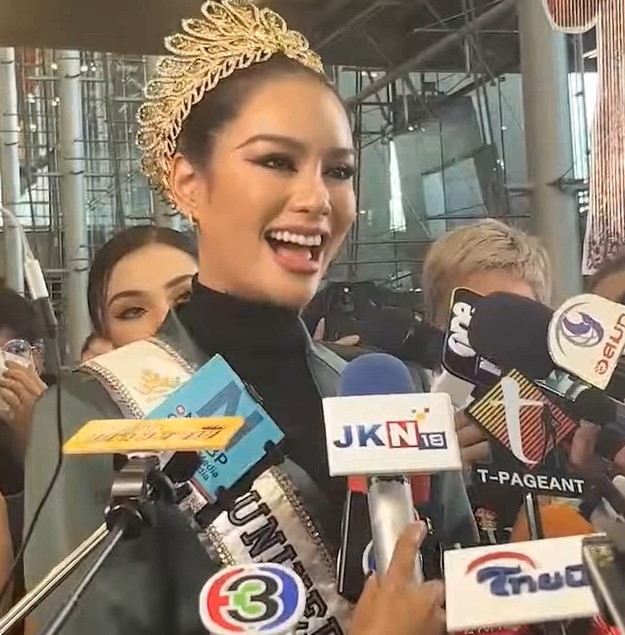 สนามบินแตก แอนนา เสืองามเอี่ยม ถึงไทยแล้ว ลั่นเครียดมาเยอะ อยากปล่อยจอยที่ท่าช้าง! สนามบินแตก แอนนา เสืองามเอี่ยม ถึงไทยแล้ว ลั่นเครียดมาเยอะ อยากปล่อยจอยที่ท่าช้าง!