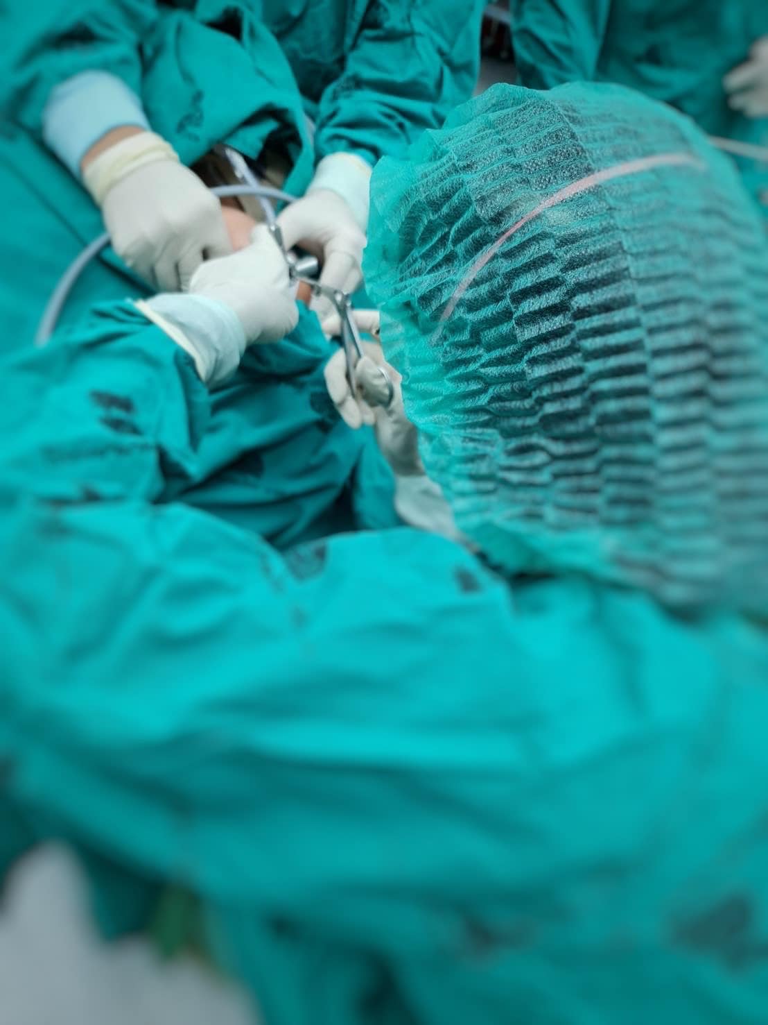 เคสอุทาหรณ์! เด็กกินไก่ย่างไม่ระวัง ลวดมัดติดหลอดอาหาร ต้องผ่าตัดด่วน เคสอุทาหรณ์! เด็กกินไก่ย่างไม่ระวัง ลวดมัดติดหลอดอาหาร ต้องผ่าตัดด่วน