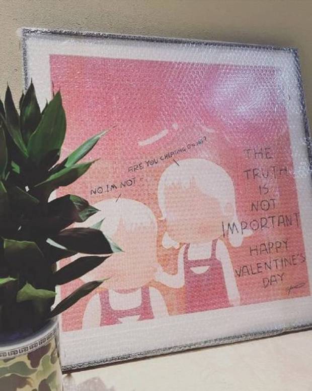 หยุดเผือกไม่ได้!! ชาวเน็ตหาต้นตอเตียงหักคู่ “หวงเสี่ยวหมิง - แองเจล่าเบบี้”