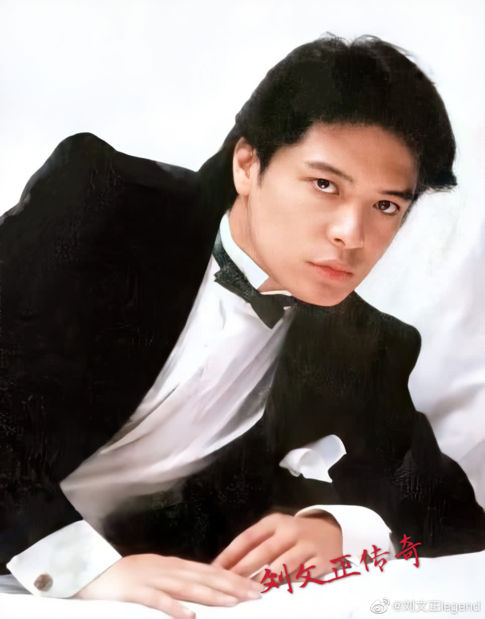 สุดอาลัย!! 'หลิวเหวินเจิ้ง' ซุปตาร์เพลงจีนยุค 70-80 หัวใจวายเสียชีวิต