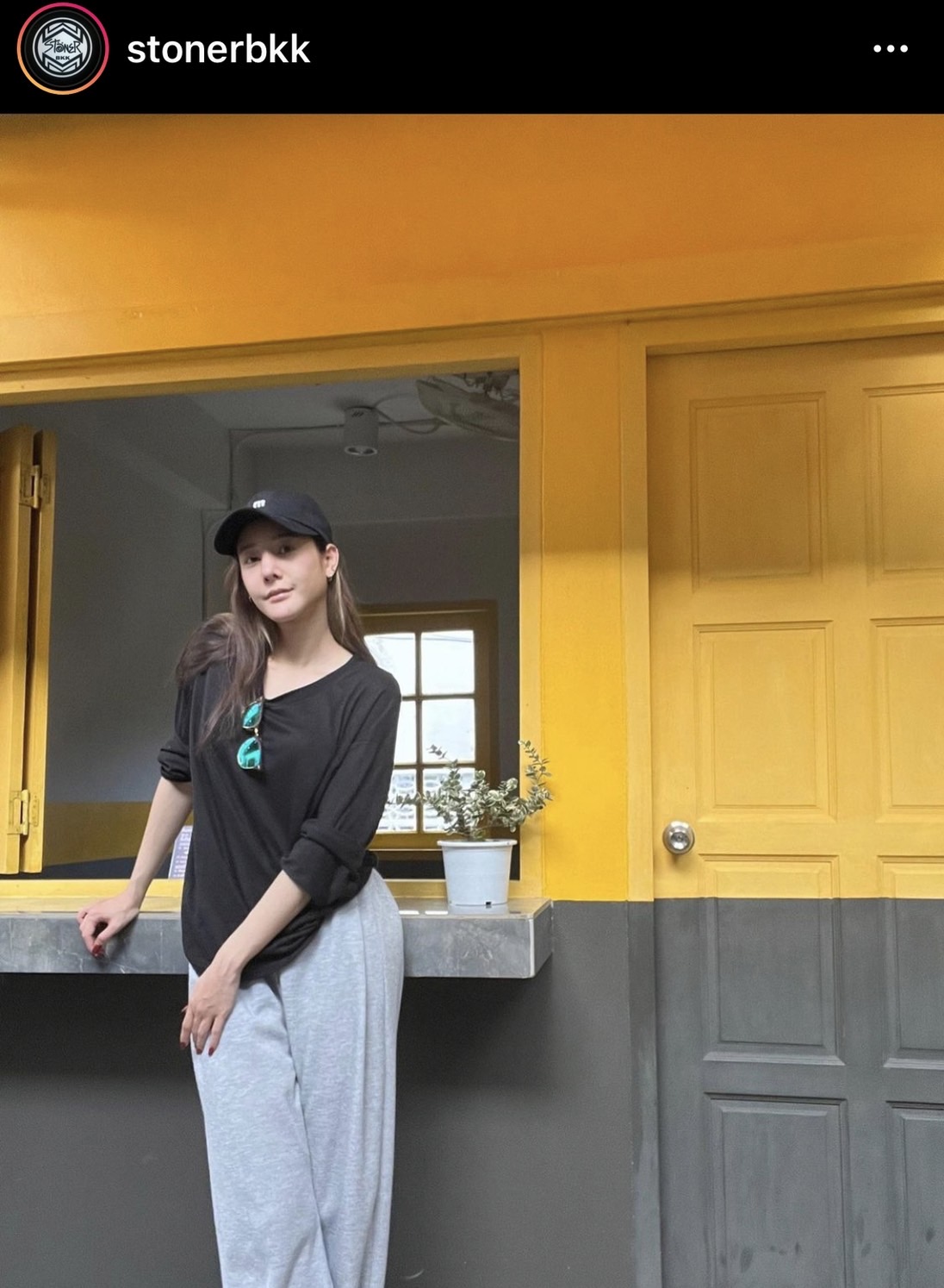 เบิร์ด โพสต์ภาพการ์ดวาเลนไทน์ที่ แตงโม เขียนให้ด้วยลายมือ หลัง แซนถูกออกหมายจับ 