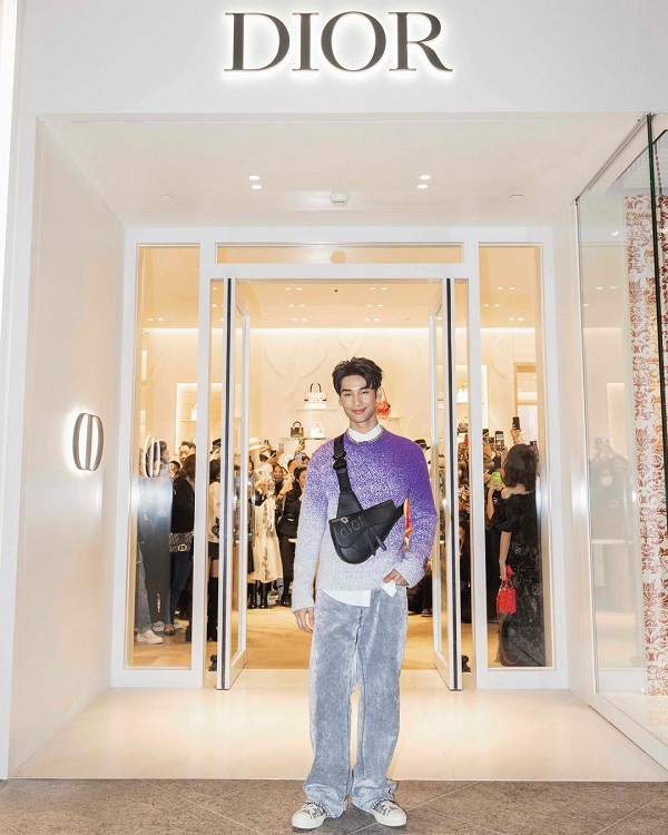 “อาโป ณัฐวิญญ์” คิวฮอตเว่อร์ลัดฟ้าเยือนไต้หวัน (มีคลิป)                                     