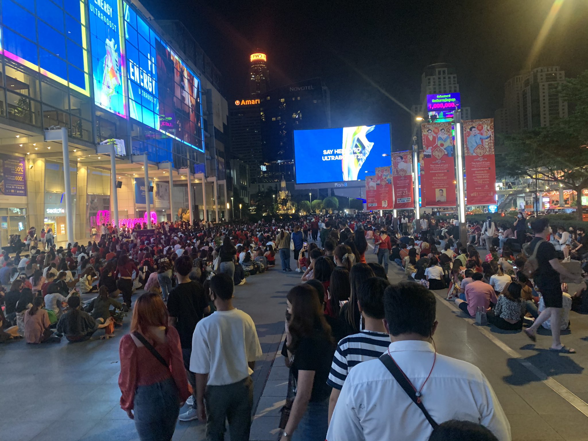 ย้อนรอย 3 ดาราสาว ไหว้พระตรีมูรติ ความรักสำเร็จ ! ย้อนรอย 3 ดาราสาว ไหว้พระตรีมูรติ ความรักสำเร็จ !