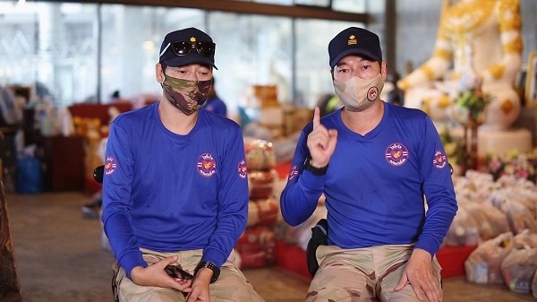 ฝันดี - ฝันเด่น ลงพื้นที่ช่วยผู้ป่วยโควิด ยันสถานการณ์น่าเป็นห่วง (มีคลิป) ฝันดี - ฝันเด่น ลงพื้นที่ช่วยผู้ป่วยโควิด ยันสถานการณ์น่าเป็นห่วง (มีคลิป)