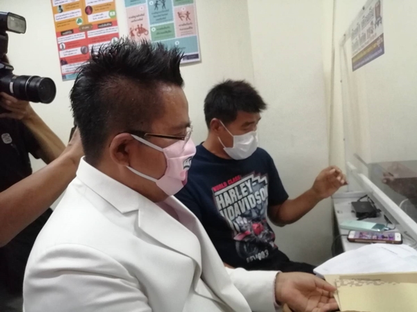 จับคู่กรณี สมรักษ์ คำสิงห์  หลังโกงเงินค่าลอตเตอรี่