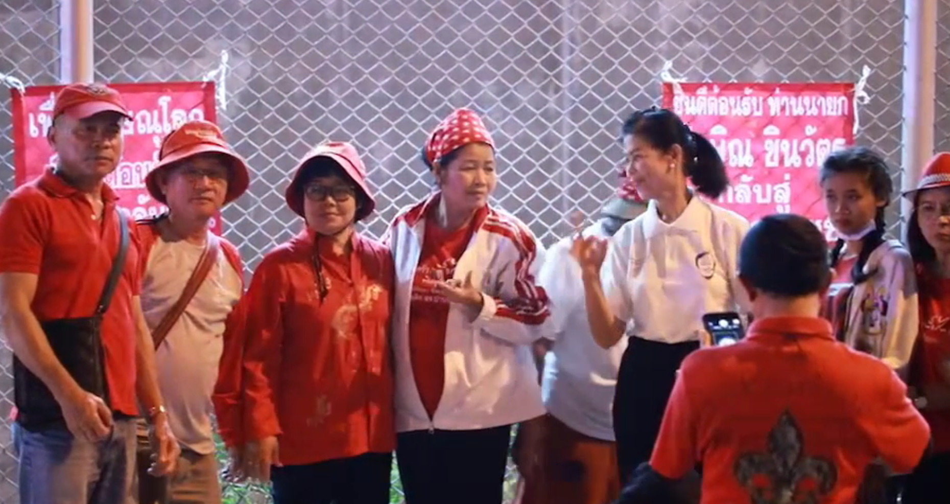 “ทักษิณกลับไทย” เปิดภาพบรรยากาศล่าสุด!สนามบินดอนเมือง สื่อเกาะติด