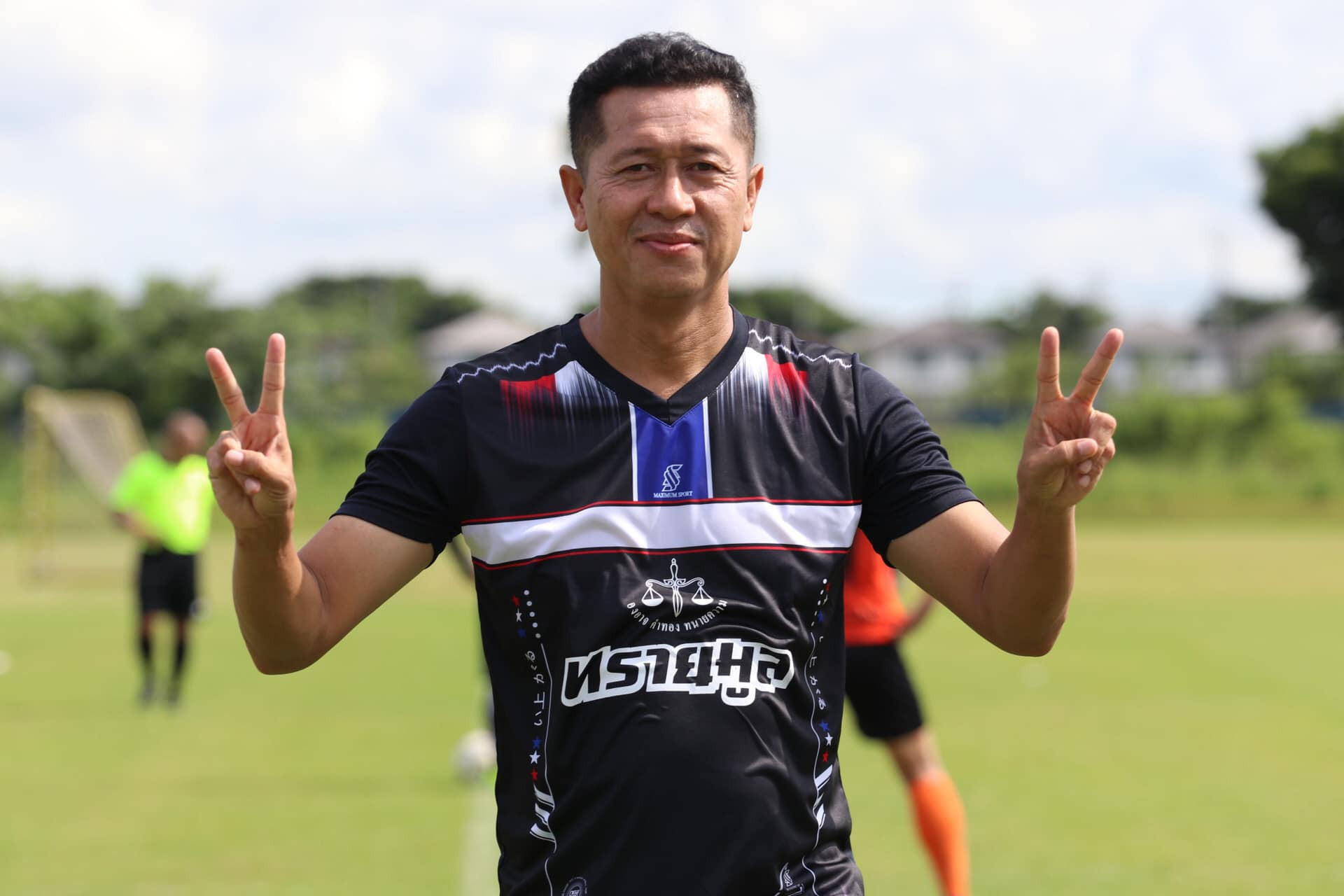 สามโค้ชดังลีกรองแสดงทรรศนะแมตช์คัดบอลโลกสำคัญ 'ไทยพบยูเออี'