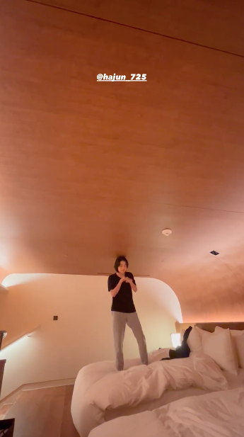 เสด็จแม่แฮปปี้!! ‘คิมฮเยซู’ ปาร์ตี้กับลูกชายในซีรีส์ ‘ใต้ร่มราชินี’ ครบทีม เสด็จแม่แฮปปี้!! ‘คิมฮเยซู’ ปาร์ตี้กับลูกชายในซีรีส์ ‘ใต้ร่มราชินี’ ครบทีม