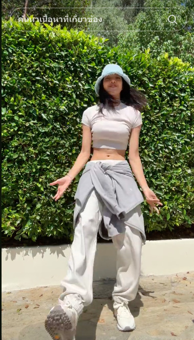 สุดปัง! ลิซ่า โพสต์ TikTok ชวนเต้น ROCKSTAR สุดปัง! ลิซ่า โพสต์ TikTok ชวนเต้น ROCKSTAR