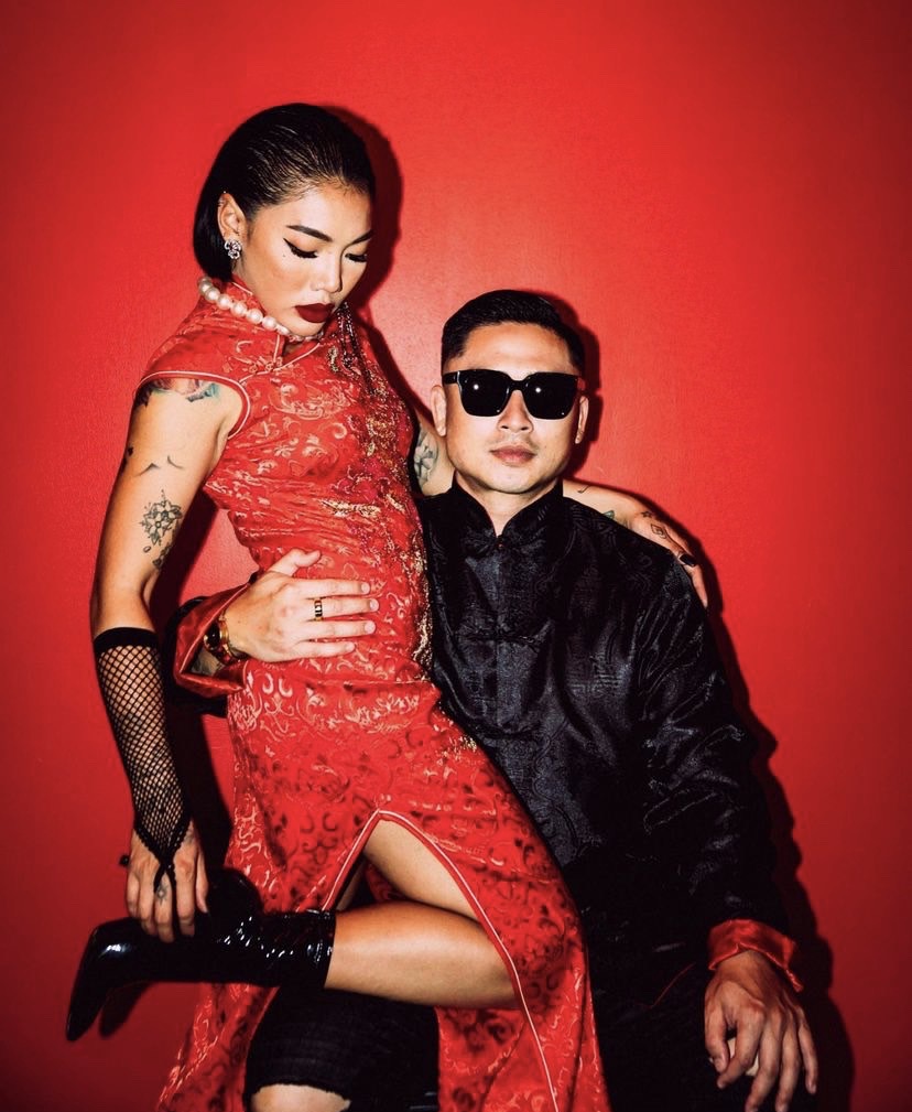 แห่ยินดี ดา เอ็นโดรฟิน ถูกแฟนหนุ่ม เดนนิส เซอร์ไพรส์คุกเข่าขอแต่งงาน แห่ยินดี ดา เอ็นโดรฟิน ถูกแฟนหนุ่ม เดนนิส เซอร์ไพรส์คุกเข่าขอแต่งงาน