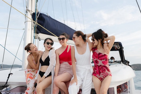 แคทรียา อิงลิช เล่าย้อนโมเมนต์ 2002 ราตรี รวมตัวอีกครั้ง (มีคลิป)