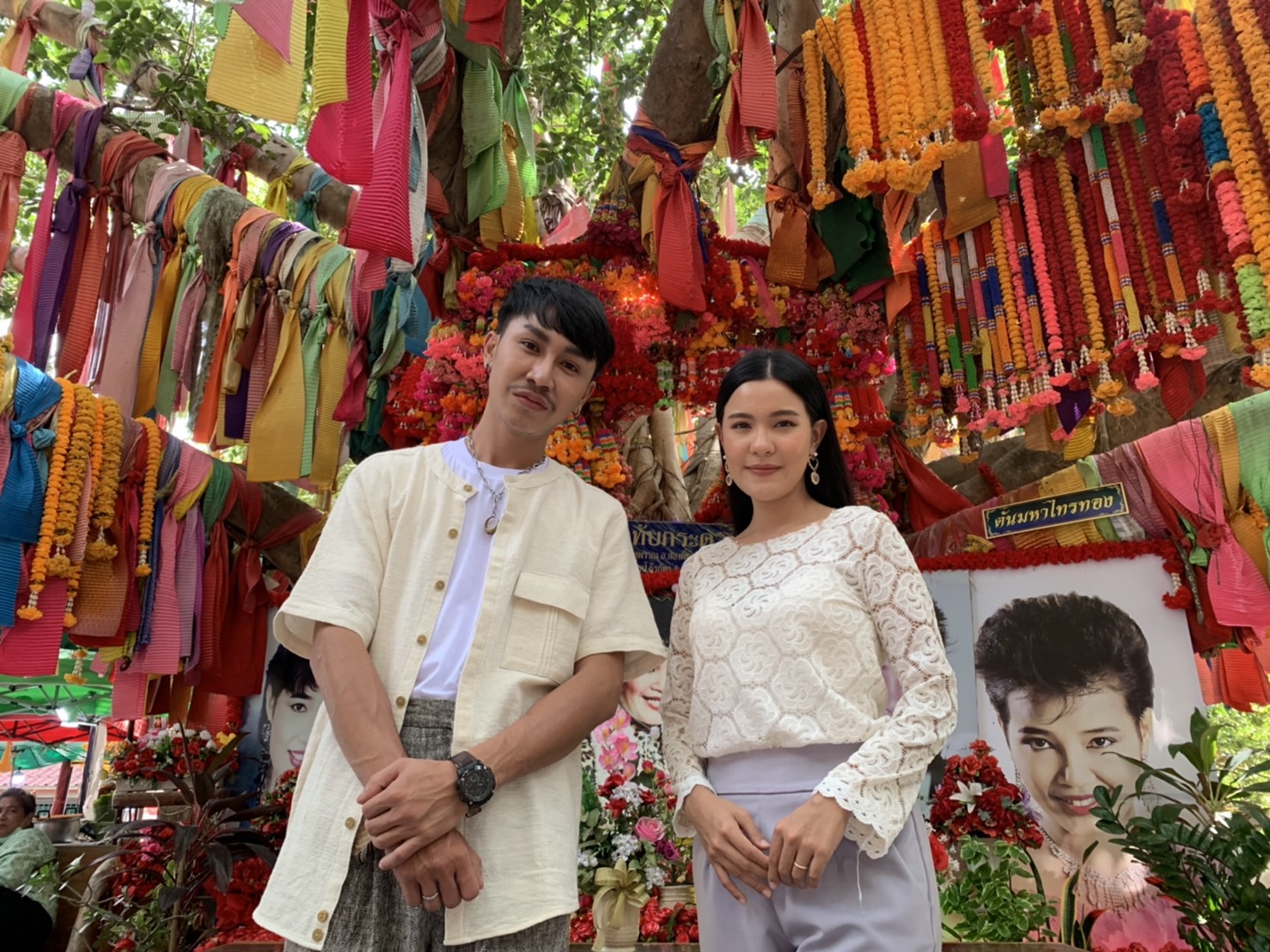 เปิดใจ “ตรี ชัยณรงค์” เข้าสักการะ “แม่ผึ้ง พุ่มพวง” รำลึกครบรอบ 30 ปีที่จากไป