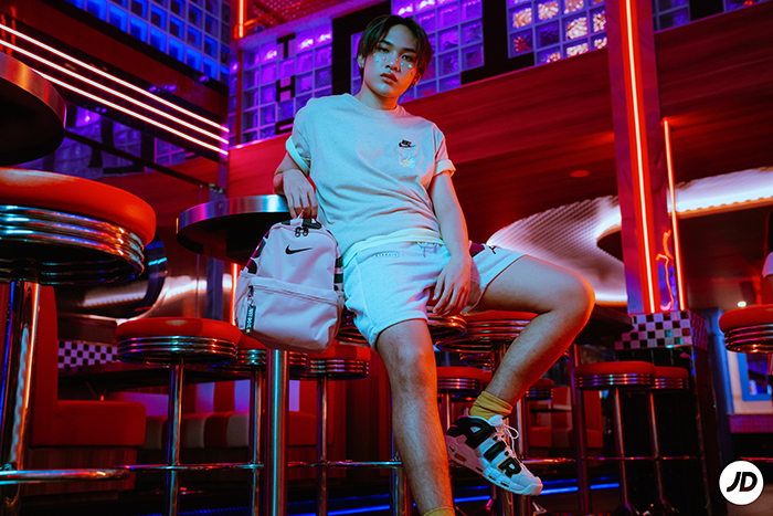 ส่องแฟชั่นรับ Summer กับศิลปินผู้นำเทรนด์ “4MIX” ส่องแฟชั่นรับ Summer กับศิลปินผู้นำเทรนด์ “4MIX”