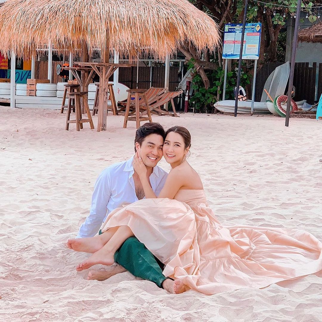 เพื่อนรักหักเหลี่ยมโหด!! จั๊กจั่น รับไม่รู้จะคบ นก อุษณีย์ ต่อมั้ย เพื่อนรักหักเหลี่ยมโหด!! จั๊กจั่น รับไม่รู้จะคบ นก อุษณีย์ ต่อมั้ย