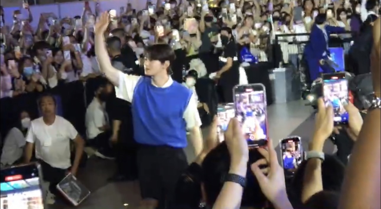 หนุ่มหล่อขวัญใจอโรฮ่า ชาอึนอู บินลัดฟ้ามอบความสุขถึงไทย กับงานแฟนมีต Awesome Night with CHA EUN WOO