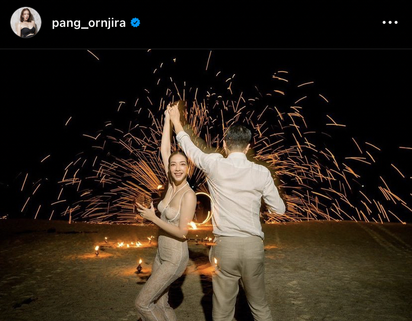 คิดว่าแฝดสาม! แป้ง อรจิรา อวดโมเมนต์ภาพครอบครัวพ่อแม่ลูกสุดคิ้วท์